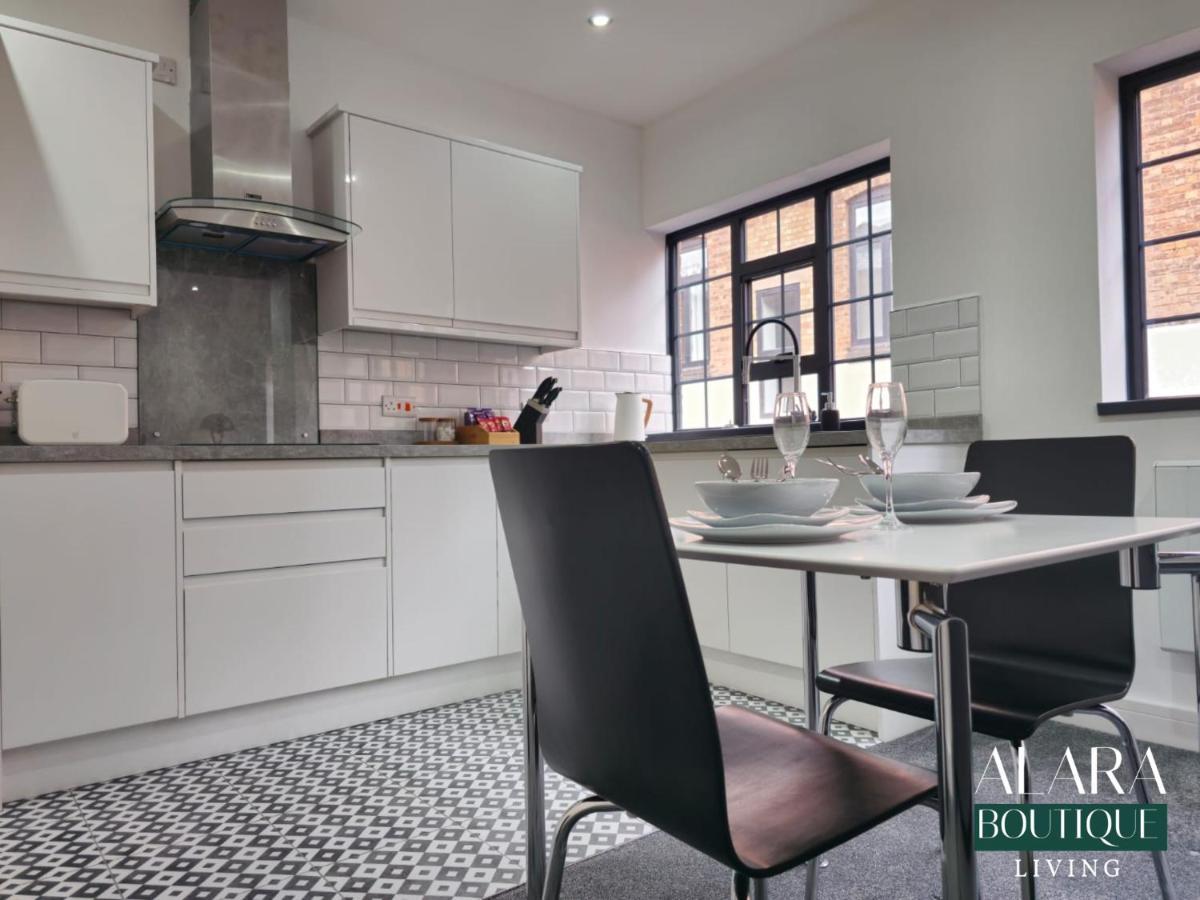 Apartamento 3 Floor Townhouse Luxury Living Alara Boutique Birmingam Exterior foto