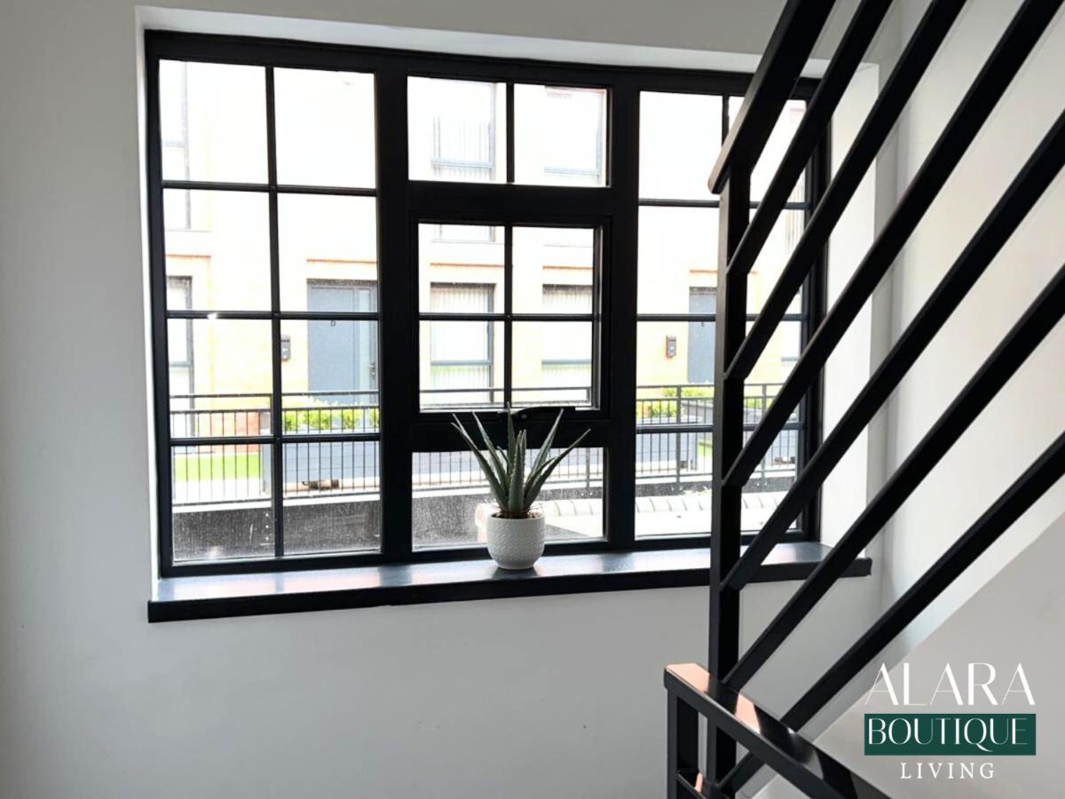 Apartamento 3 Floor Townhouse Luxury Living Alara Boutique Birmingam Exterior foto