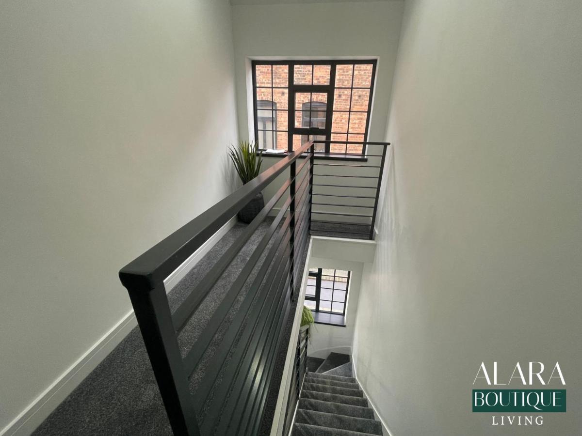 Apartamento 3 Floor Townhouse Luxury Living Alara Boutique Birmingam Exterior foto