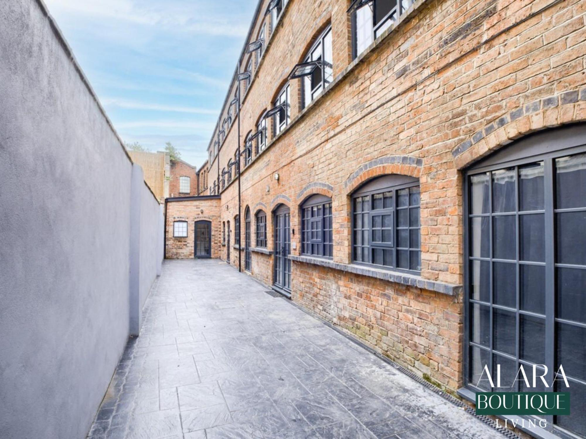 Apartamento 3 Floor Townhouse Luxury Living Alara Boutique Birmingam Exterior foto